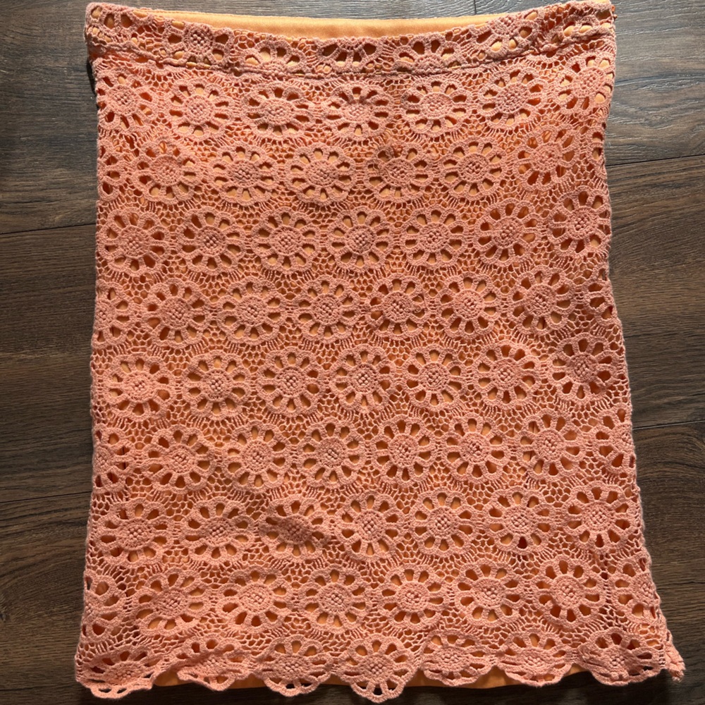 THML Peach Fabric Detail